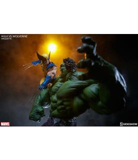 Marvel: Hulk vs Wolverine Maquette