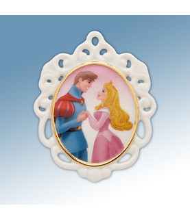 Sleeping Beauty & Prince SWT Romance Pin