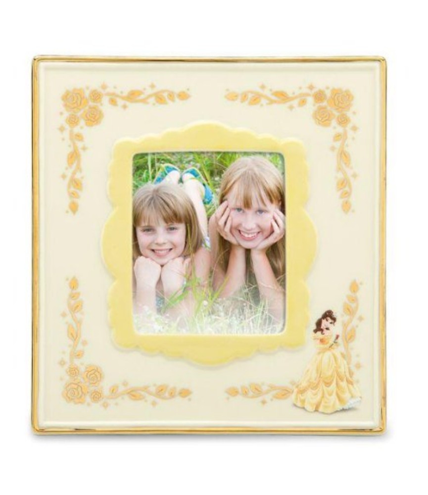 Enchanted Moments: Belle 2,5 x 3 frame