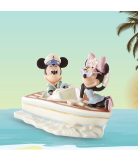 Cruising the Waves with Minnie