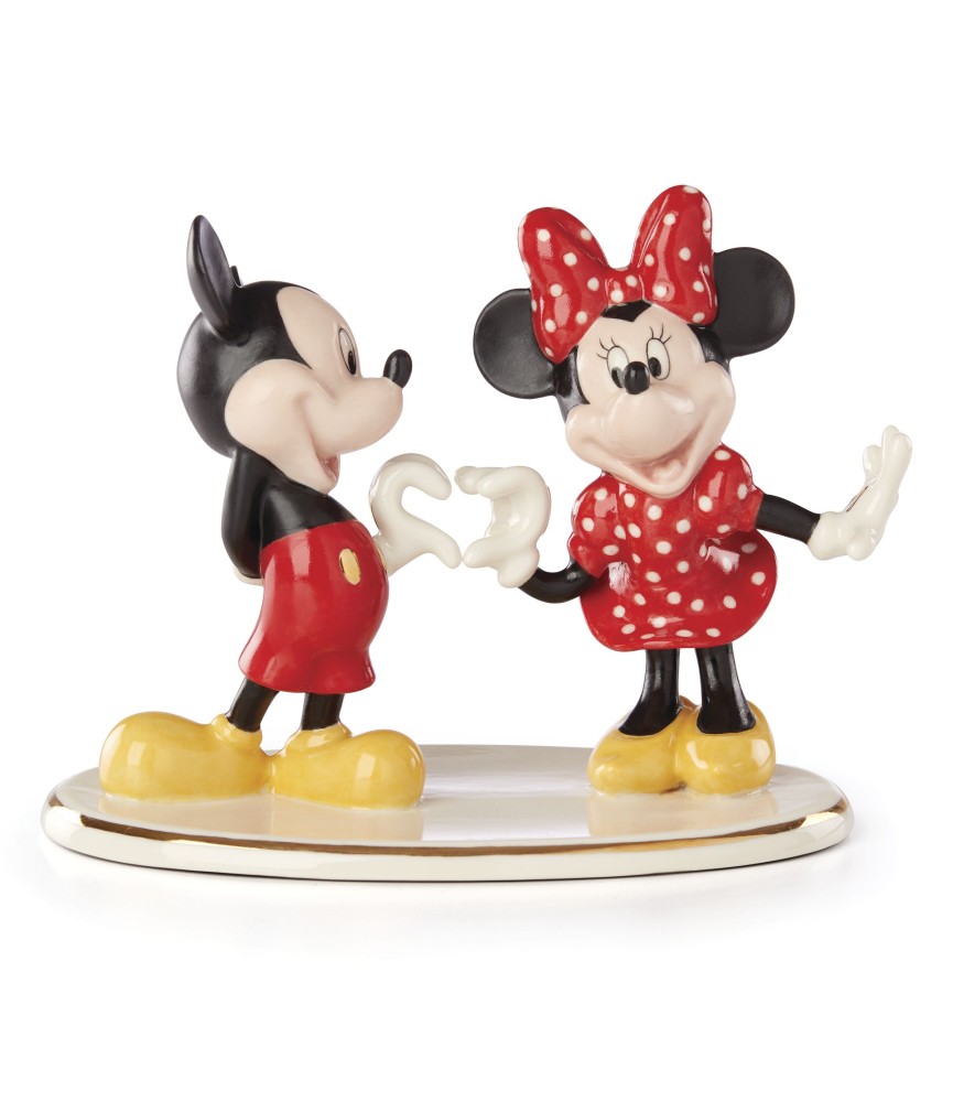 Mickey and Minnie: Two hearts as one