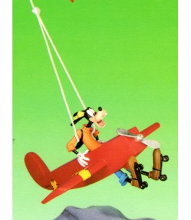 Goofy in airplane
