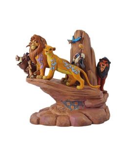 "Pride Rock": Lion King Carved by Heart
