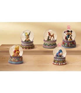Hunny Of A Bear (Winnie The Pooh Water Ball / Snow Globe)