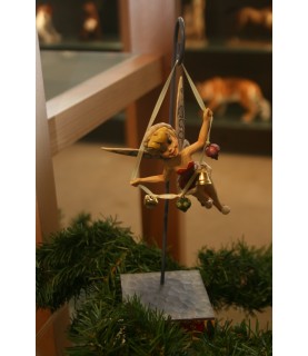 Let the season ring (Tinker Bell)
