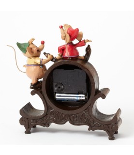 A Stitch in Time: Jaq & Gus mantle clock