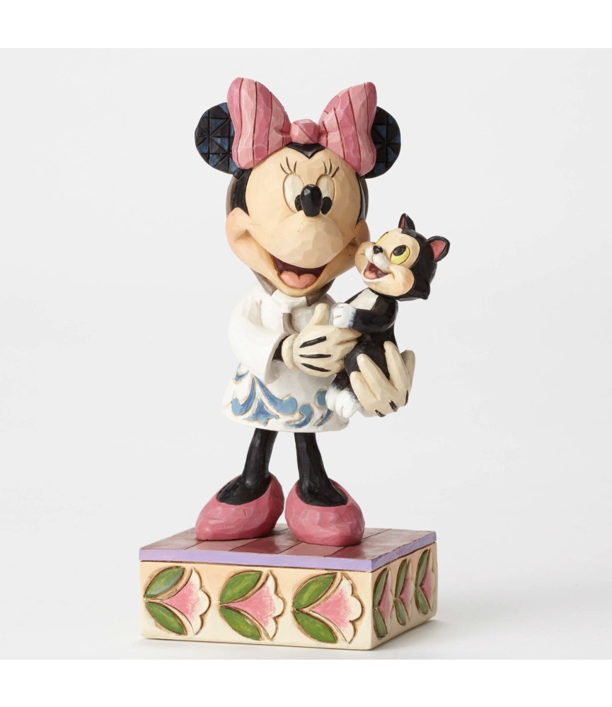 Tender Love And Care: Veterinarian Minnie
