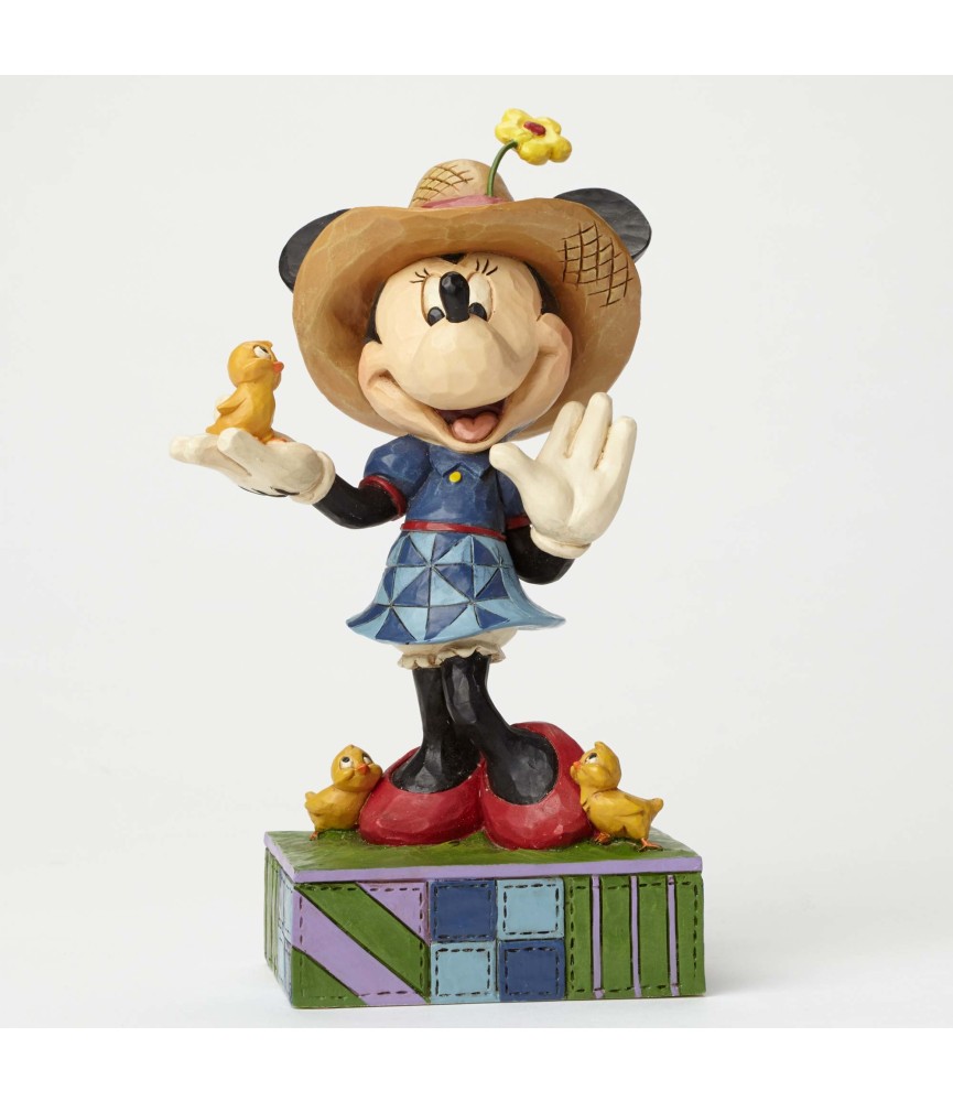 Country Life: Farmer Minnie