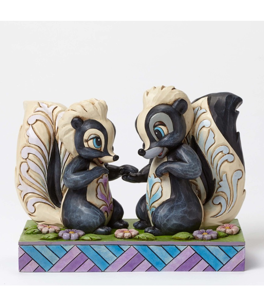 Love is in the air: Flower and Miss Skunk