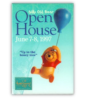 Winnie the Pooh: Up to the Honey Tree ornament [no box]