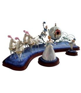 Cinderella, Coach and Footman: Off to the ball (NLE1000)