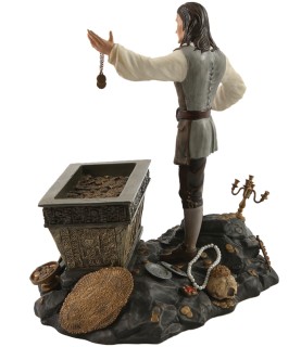 Will Turner and Treasure Chest: Bloodstained Bravado
