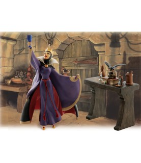 Evil Queen with Raven: Now Begins Thy Magic Spell