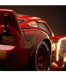 Advance: Cars Art Scale Statue 1/10 Lightning Mcqueen (Expected)