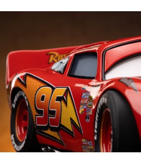Advance: Cars Art Scale Statue 1/10 Lightning Mcqueen (Expected)