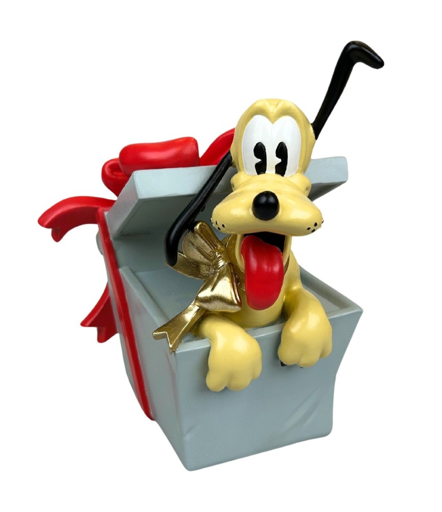 3D Seasonal Statue Pluto