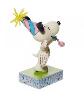 Birthday Snoopy Figurine